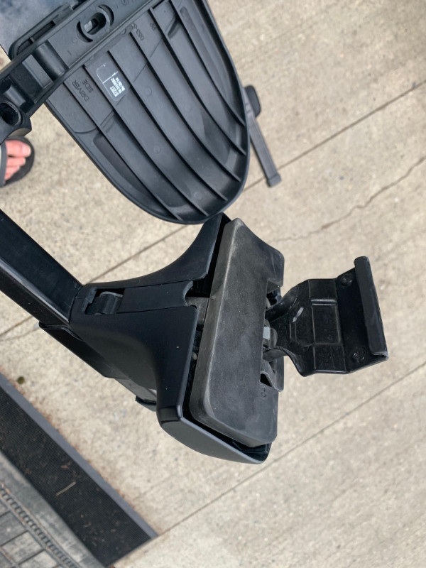 Thule Roof Rack Adjustable Mounts 50" Crossbars Other Parts