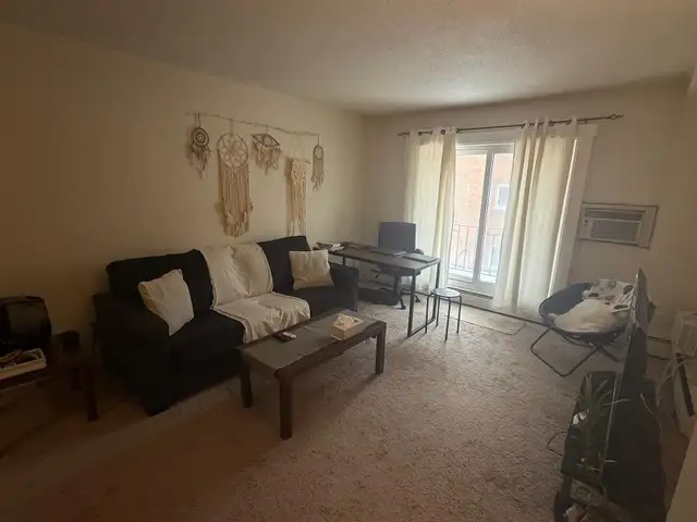 One bedroom suite in College Park