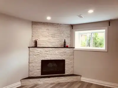 Modern Bachelor’s apartment (studio) Eglinton and Dufferin