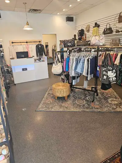 Very affordable 735 sq ft retail space for lease to the rapidly growing community of Fort Saskatchew...