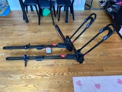  Yakima Frontloader Bike Racks with 4 locks, View more