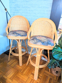 Vintage Swivel Bar Stool Chairs