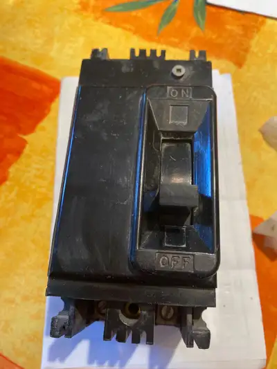 Federal Pioneer Breakers, View more