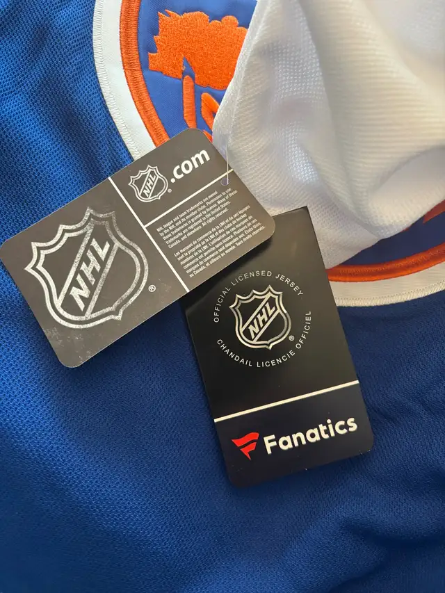 New York islanders Schaefer jersey in Other in St. Catharines - Image 4