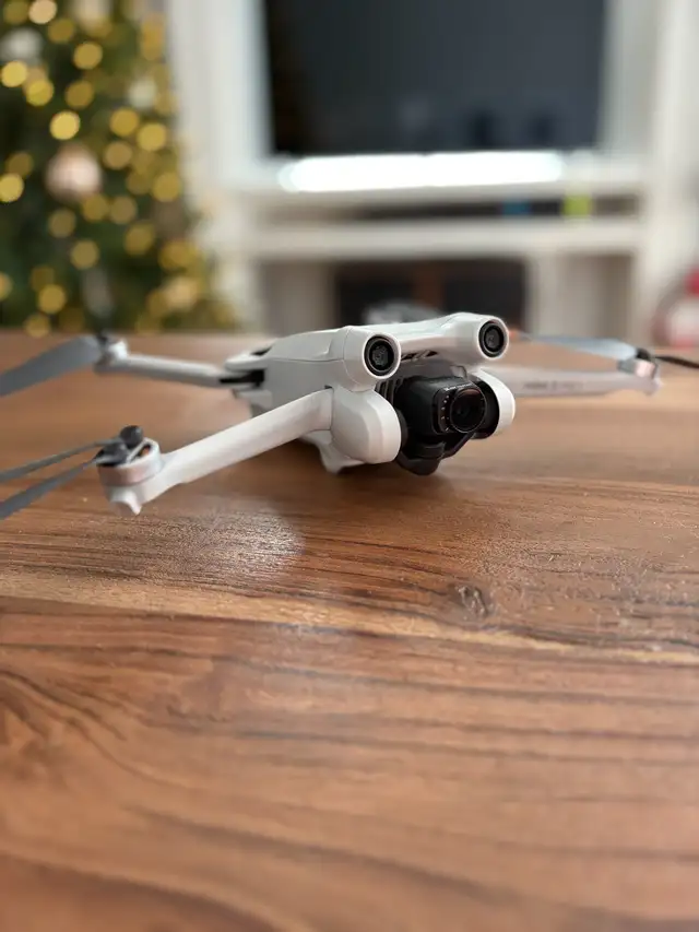 DJI Mini 3 Pro + DJI RC64667460766849124