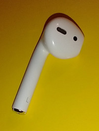 AirPod 2nd generation - Left Unit only