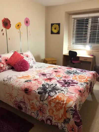 Looking for Female Student from Sept 2026 to April 2027 to share my Townhouse with . This room is lo...