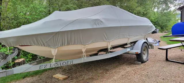 2007 Glastron GT 185 (Red XL) Inboard  Boat For Sale in Powerboats & Motorboats in Regina - Image 7