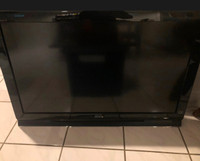 40” Sony Bravia tv with wall mount. Asking $ 100 obo