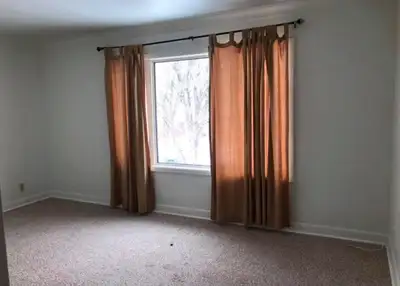 Apartment for rent on Helmsdale Ave