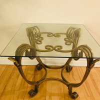Table de salon vitrée vintage rococo