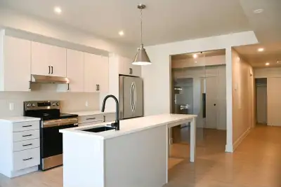 Discover the perfect blend of luxury and comfort in this new 2-bedroom, 1-bathroom apartment, locate...