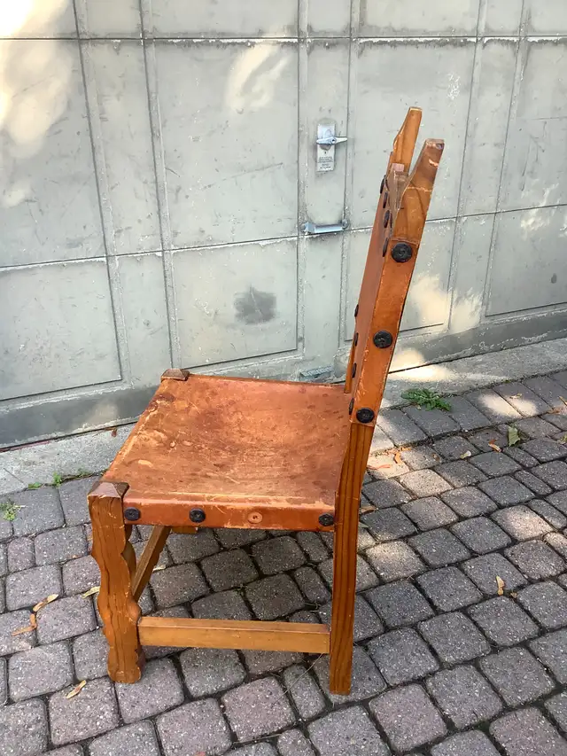 Chair - Vintage Mid Century in Chairs & Recliners in Markham / York Region - Image 4