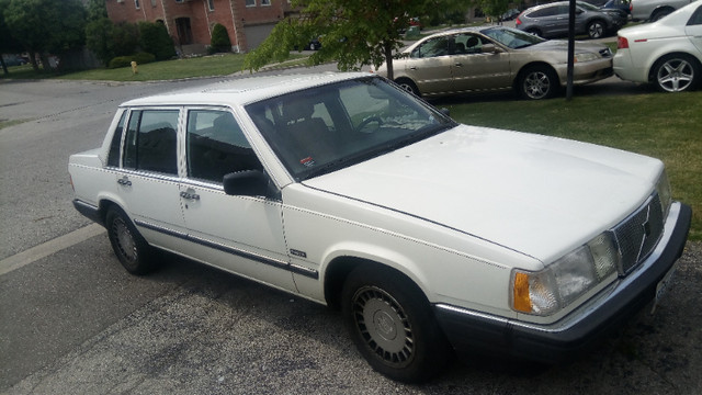 Fully Loaded 1990 Volvo 760 GLE - In Great Condition in Cars & Trucks in Oshawa / Durham Region - Image 2