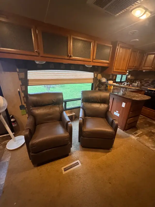 Jayco Eagle 316 RKDS in Travel Trailers & Campers in St. Albert - Image 9