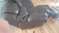 Sofa  3 places en cuir véritable 
