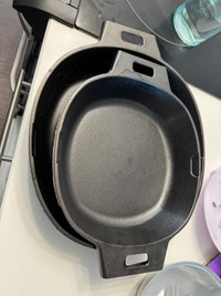 Two new Pampered Chef Cast Iron Skillets