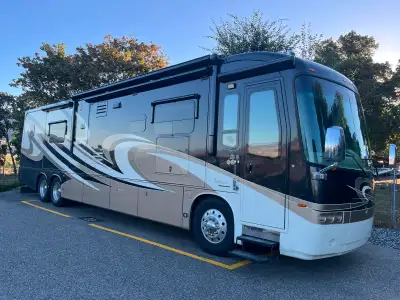 2010 Entegra anthem 42RB,425hp Cummins engine,6 speed Allison auto transmission, does not require DE...