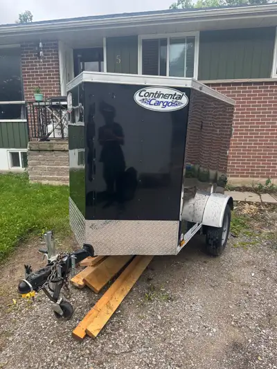 I have a 2023 4x6 enclosed trailer for sale. Absolutely nothing wrong with it I just ended up needin...