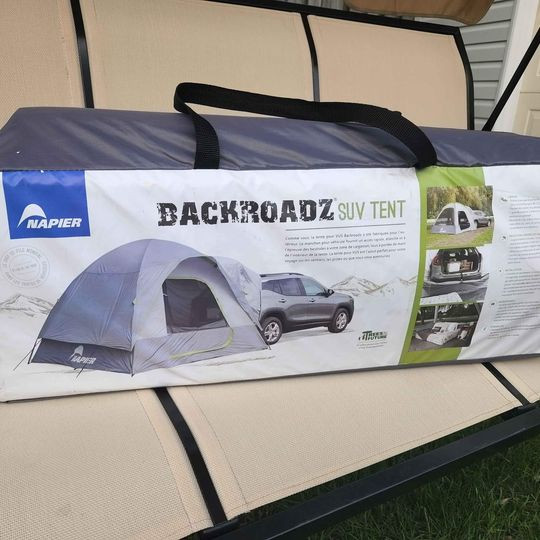 SUV Dome Tent 5 People Backroadz 10 x 10 in Fishing, Camping & Outdoors in Kitchener / Waterloo - Image 4