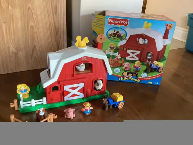 Fisher Price Little People Animal Sound Farm in Toys in Ottawa - Image 4