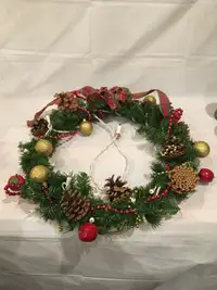 18” lit Christmas wreath 