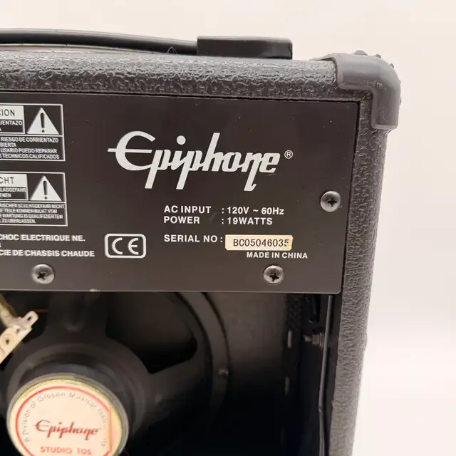 Epiphone Studio 10S 10W Guitar Amplifier Practice Amp in Amps & Pedals in City of Toronto - Image 6