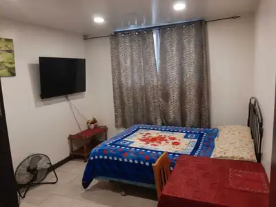 Room for rent    walk to university