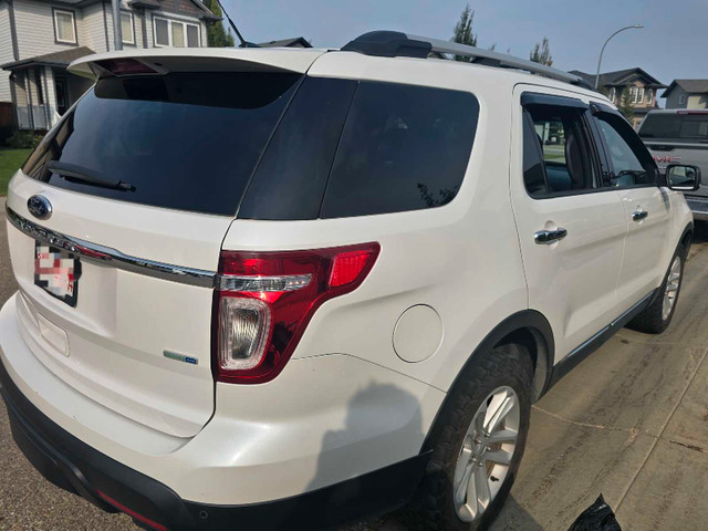 2014 Ford Explorer in Cars & Trucks in Red Deer - Image 3