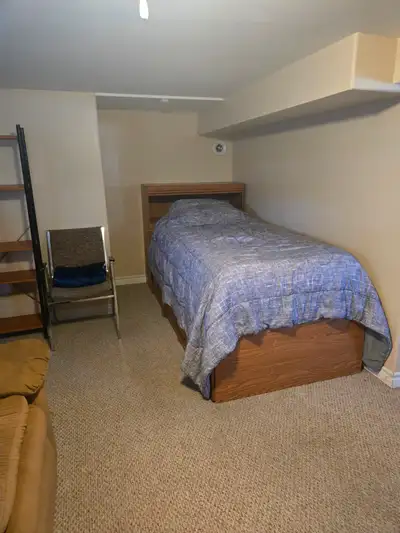 Room for rent for 1 single student. Sept 1. 2026 till end of April 2027. fully furnished. kitchenet...