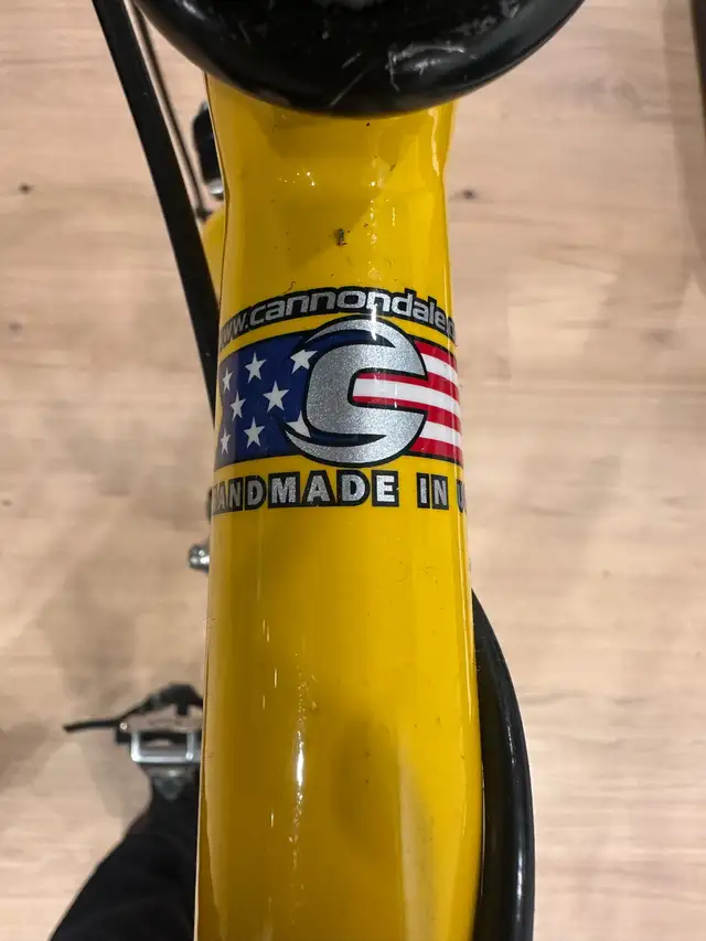 Cannondale R300 Vintage 9 Speed Road Bike in Road in Calgary - Image 8
