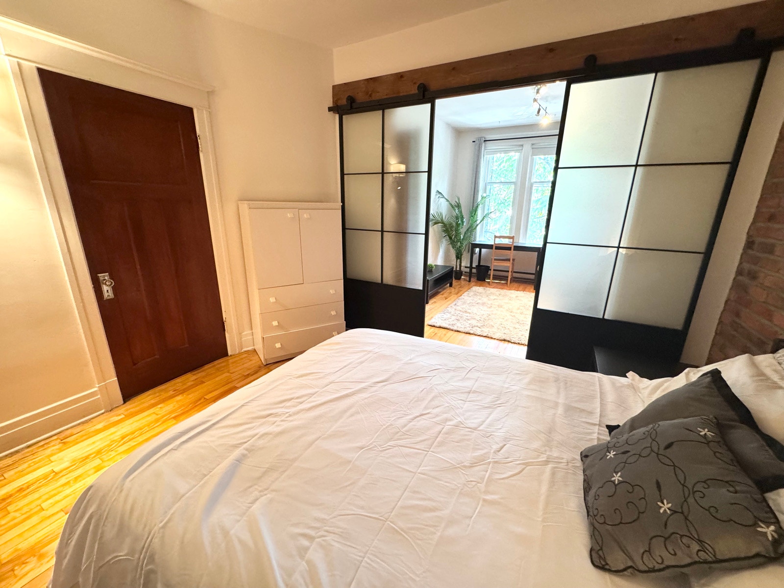 567 Rue Nicolet — photo 2