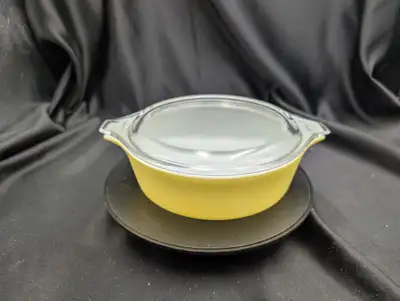 Vintage Pyrex 471 Yellow 1 Pint Round Casserole Dish W Lid, View more