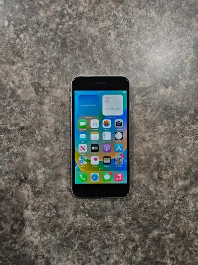 Apple iPhone SE 128GB White Unlocked, View more