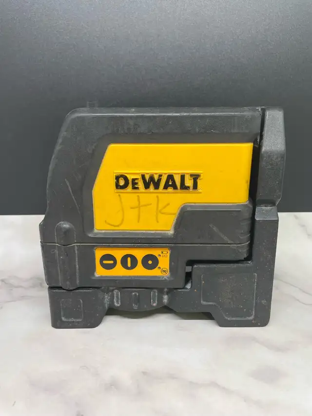 DEWALT LASER LEVEL DW0822 in Other in City of Toronto - Image 2