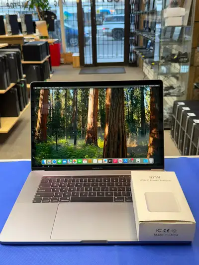 Apple Macbook Pro 15 Pouce Retina Touchbar 32 GB, View more