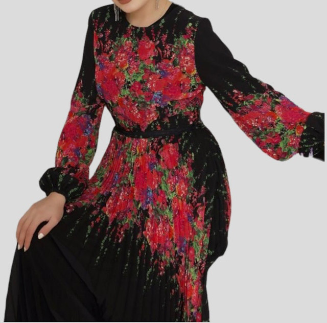 New floral Turkish maxi chiffon dress in Women's - Dresses & Skirts in Oakville / Halton Region - Image 2