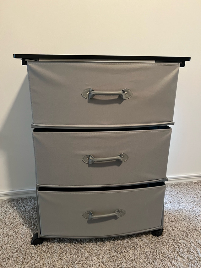 drawer portable in Dressers & Wardrobes in City of Toronto