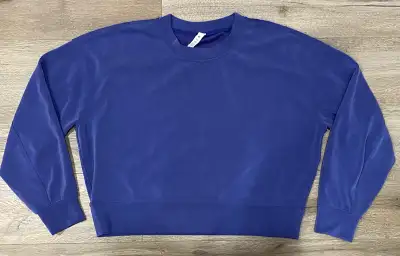 Lululemon Perfectly Oversized Cropped Crew *Softstreme, View more