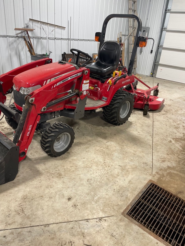 Massey Acreage Tractor Farming Equipment Edmonton Kijiji