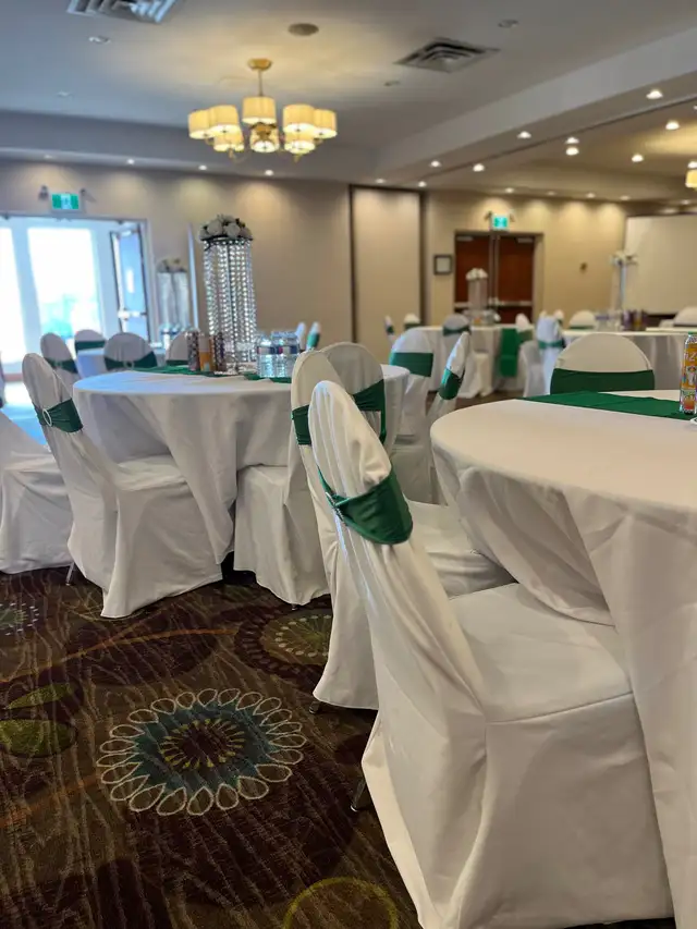 Wedding lot rentals in Outdoor Décor in Calgary - Image 5