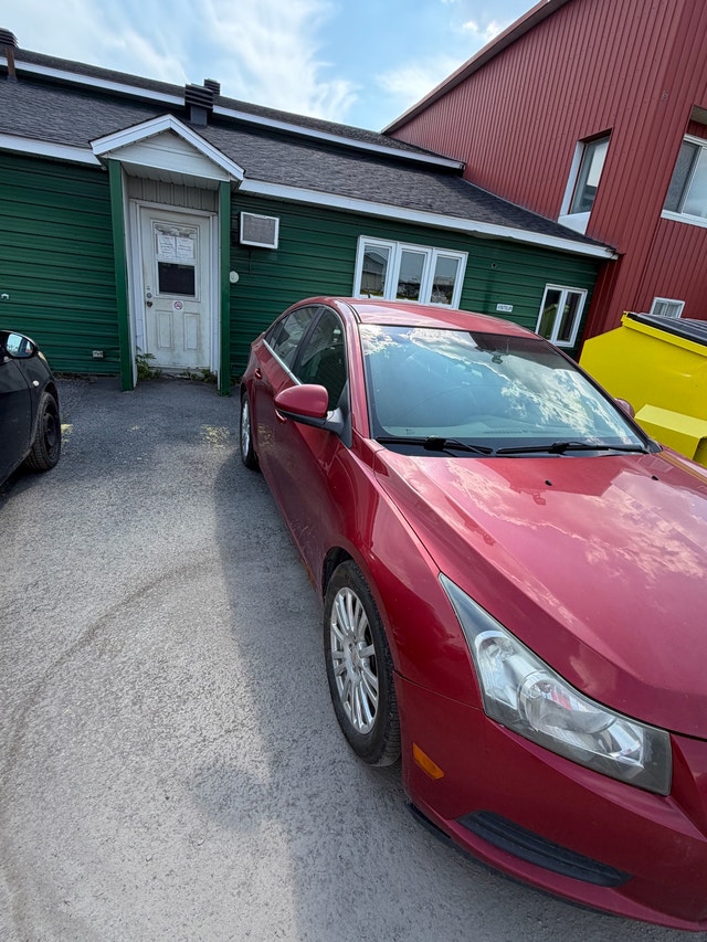 Chevrolet Cruze — photo 4