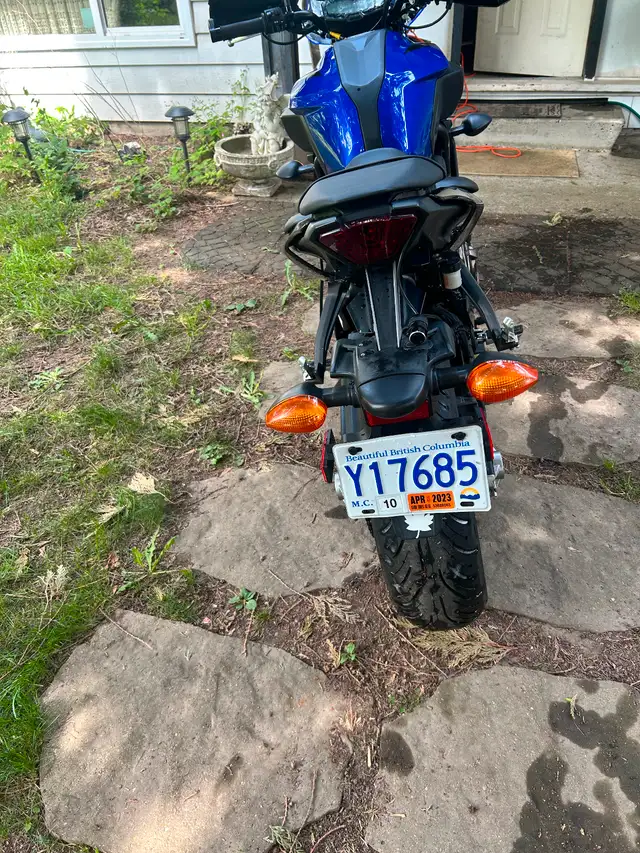 2016 Yamaha MT07 -  Well cared for Yamaha blue -  asking $7000 in Sport Bikes in Delta/Surrey/Langley - Image 4