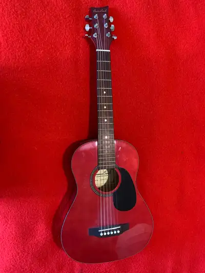 beaver creek small kids acoustic guitar 75$, View more