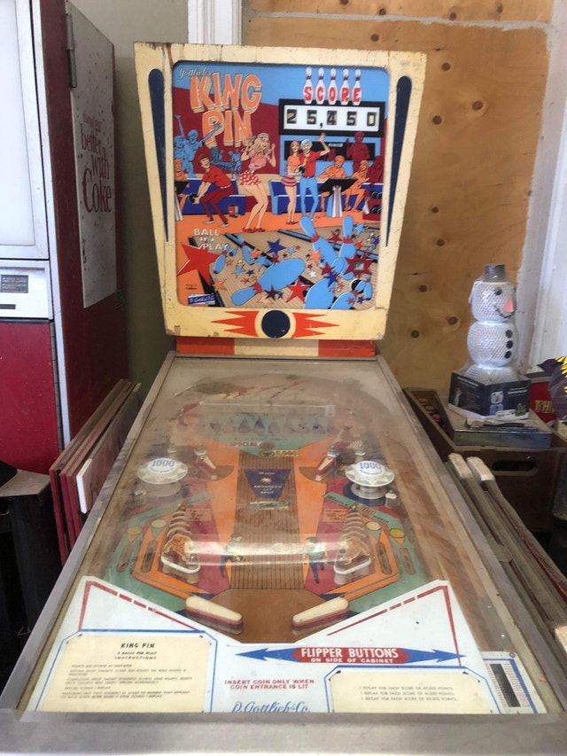 1973 Gottlieb King Pin Pinball machine Toys & Games ChathamKent