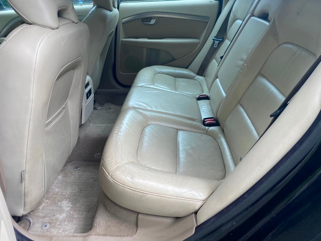 Volvo V70 3.2 familiale 2010 — photo 5