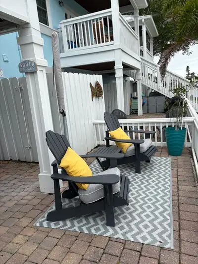 St Petersburg, FL 1 bed/1bath, View more