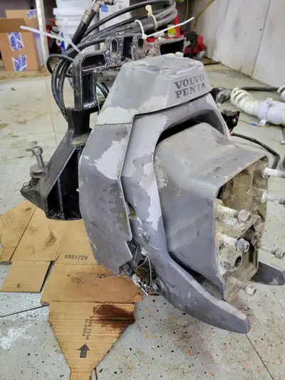 Good condition. 3868844 From Volvo Penta SX-M 4.3L.