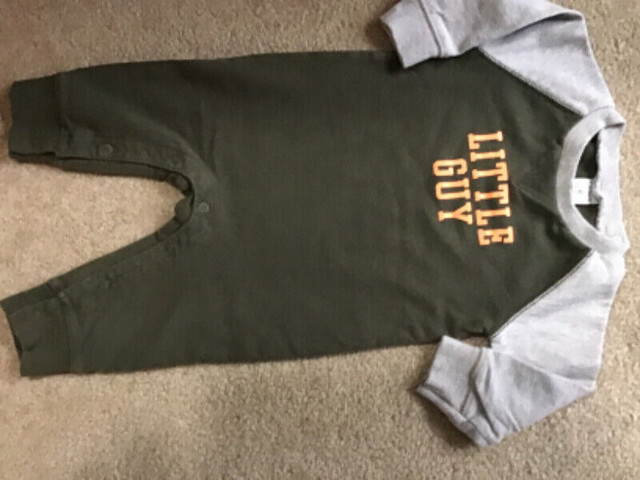 9-12months Carter’s 100% Cotton long sleeves and legsRomper $5 in Clothing - 6-9 Months in Calgary
