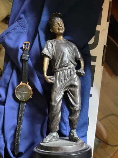 BRONZE BASEBALL PLAYER. VINTAGE BRASS BASEBALL PLAYER., View more